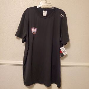 TYR Water Polo Black Men's Rashguard T-shirt Black Size L Large NWT‎ New UPF50+